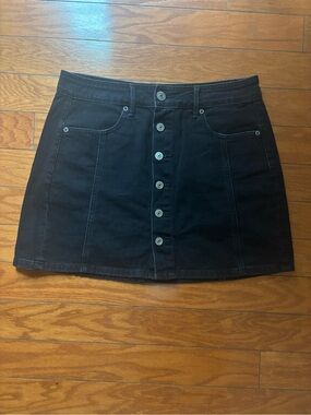 American Eagle Outfitters Black Button-Front Mini Skirt